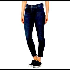NWOT Lucky Brand Ava Mid Rise Skinny Crop